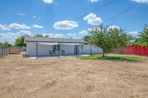 Exterior - 8754 E Ostler St, Selma, CA 93662 photo 9 of 15