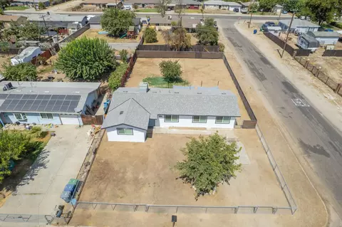 View/Area - 8754 E Ostler St, Selma, CA 93662 photo 8 of 10