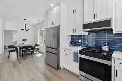 Kitchen - 287 S Westberry Blvd, Madera, CA 93637 photo 9 of 11