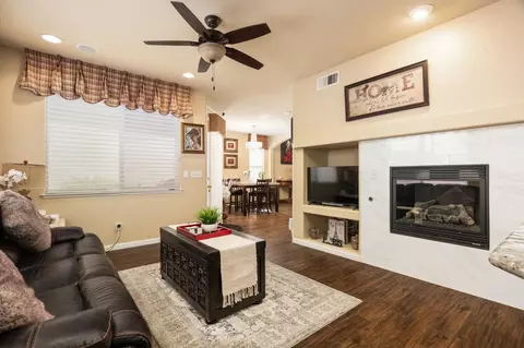 Living - 713 W Bordeaux Ln, Clovis, CA 93619 photo 6 of 6