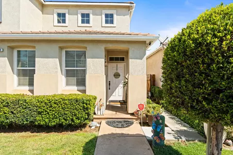 Other - 713 W Bordeaux Ln, Clovis, CA 93619 photo 1 of 4