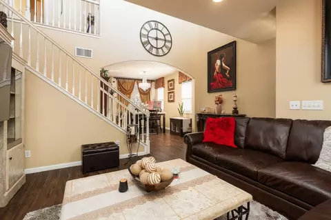 Other - 713 W Bordeaux Ln, Clovis, CA 93619 photo 2 of 4