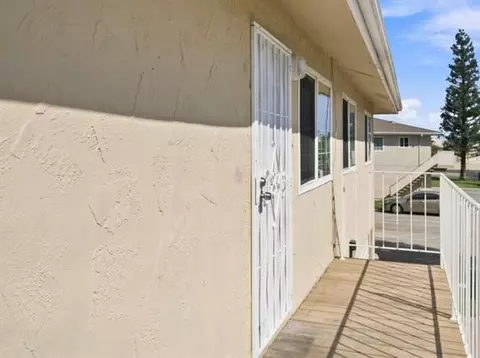 Exterior - 2247 Sylmar Ave #4, Clovis, CA 93612 photo 2 of 2