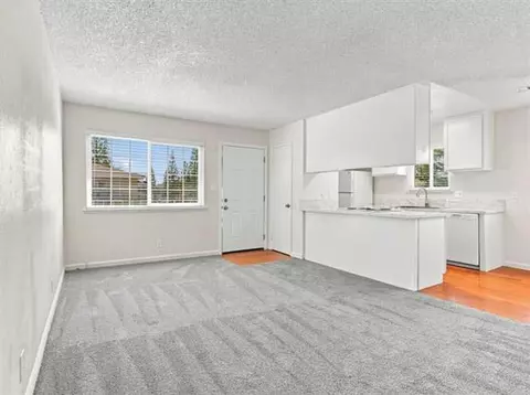 Living - 2247 Sylmar Ave #4, Clovis, CA 93612 photo 4 of 5
