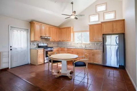 Kitchen - 44981 Todd Eymann Rd, Miramonte, CA 93641 photo 1 of 4
