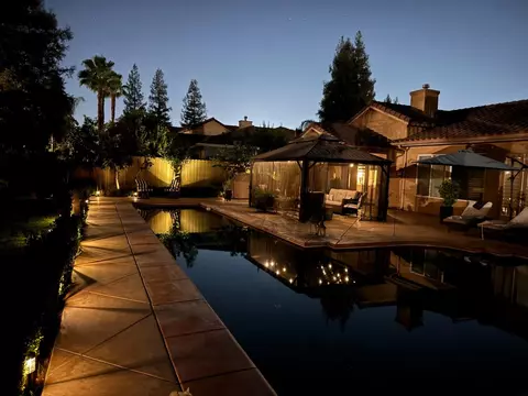 Exterior - 1461 N Harvard Ave, Clovis, CA 93619 photo 9 of 14