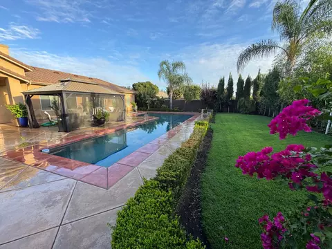 Exterior - 1461 N Harvard Ave, Clovis, CA 93619 photo 12 of 14