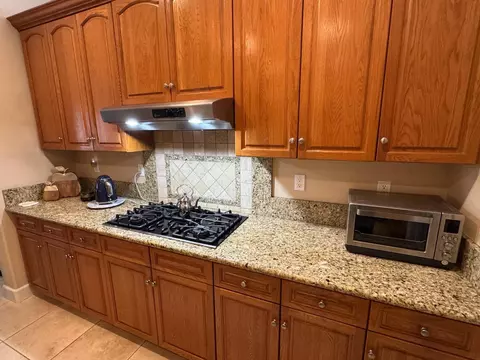 Kitchen - 1461 N Harvard Ave, Clovis, CA 93619 photo 3 of 3