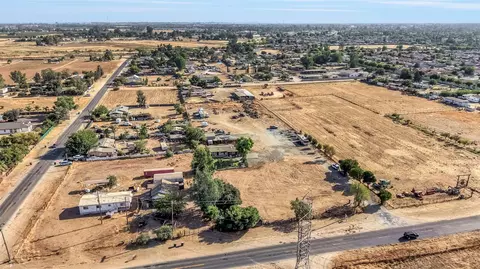 View/Area - 27848 Ellis St, Madera, CA 93638 photo 6 of 13