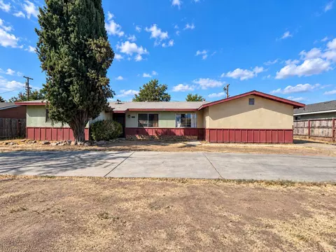 180 E Warner Ave, Fresno, CA 93710