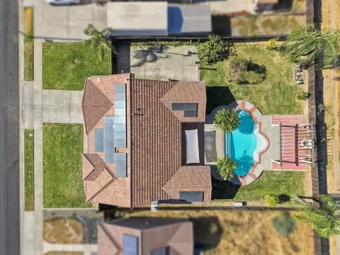 View/Area - 1150 Mission Dr, Lemoore, CA 93245 photo 3 of 5