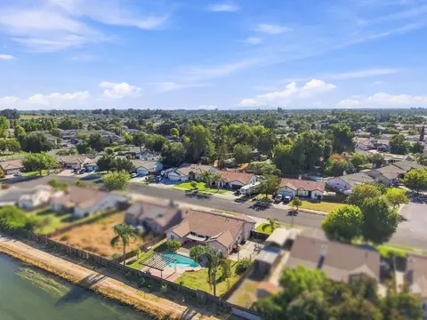 View/Area - 1150 Mission Dr, Lemoore, CA 93245 photo 5 of 5