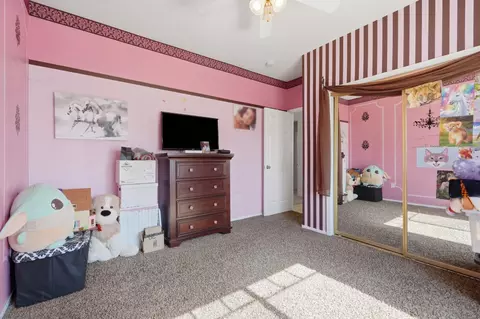 Bedroom - 1150 Mission Dr, Lemoore, CA 93245 photo 3 of 6