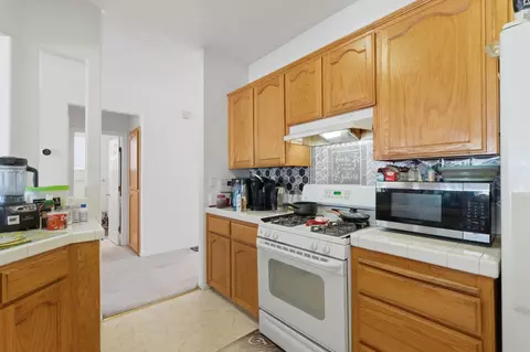 Kitchen - 1150 Mission Dr, Lemoore, CA 93245 photo 3 of 3