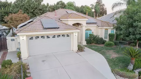 6152 N Gentry Ave, Fresno, CA 93711