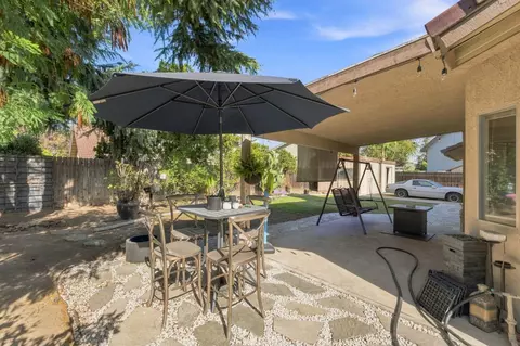 Exterior - 2670 Bliss Ave, Clovis, CA 93611 photo 5 of 7