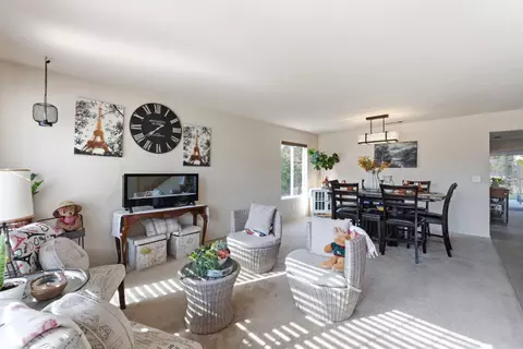 Living - 2670 Bliss Ave, Clovis, CA 93611 photo 1 of 2