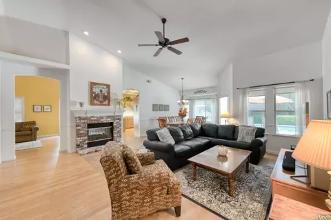 Other - 1751 N Orangewood Ave, Clovis, CA 93619 photo 2 of 10