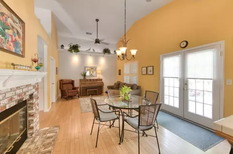 Dining - 1751 N Orangewood Ave, Clovis, CA 93619 photo 3 of 3
