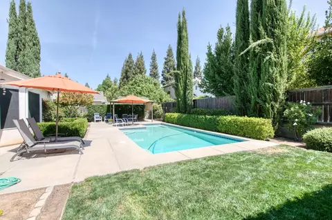 Exterior - 1751 N Orangewood Ave, Clovis, CA 93619 photo 15 of 15