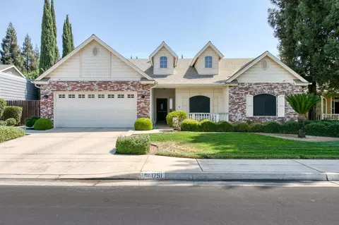 Exterior - 1751 N Orangewood Ave, Clovis, CA 93619 photo 2 of 15