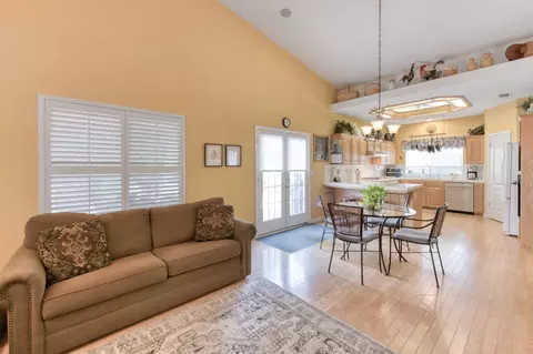 Other - 1751 N Orangewood Ave, Clovis, CA 93619 photo 5 of 10