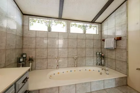 1351 Rector Ln, Yokuts Valley, CA 93675 photo 10