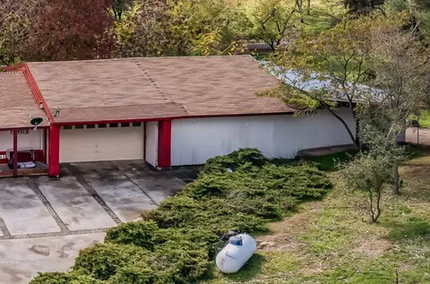 1351 Rector Ln, Yokuts Valley, CA 93675 photo 4