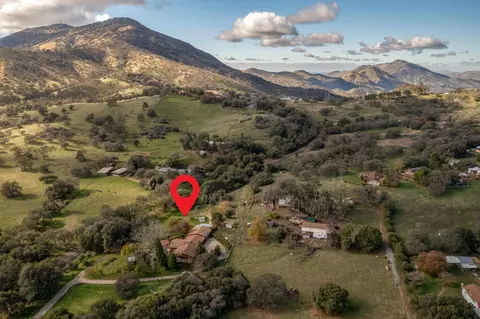 1351 Rector Ln, Yokuts Valley, CA 93675 photo 13