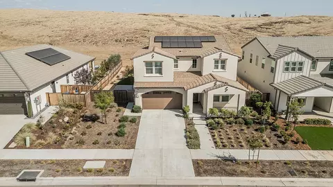 View/Area - 4475 Crown Bluffs Dr, Madera, CA 93636 photo 1 of 15
