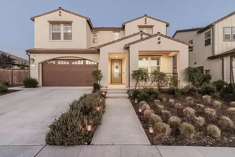 Exterior - 4475 Crown Bluffs Dr, Madera, CA 93636 photo 20 of 29