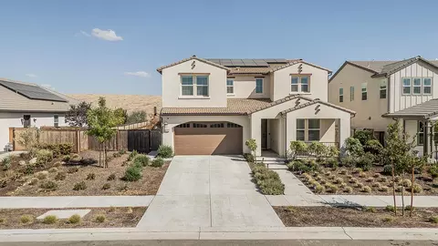 Exterior - 4475 Crown Bluffs Dr, Madera, CA 93636 photo 12 of 29