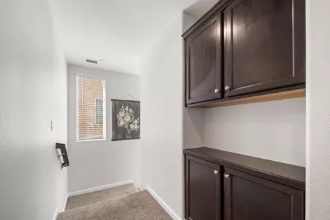 Entry Way - 905 Wishon Ave W, Madera, CA 93636 photo 6 of 7