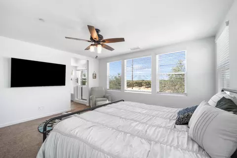 Bedroom - 905 Wishon Ave W, Madera, CA 93636 photo 3 of 10