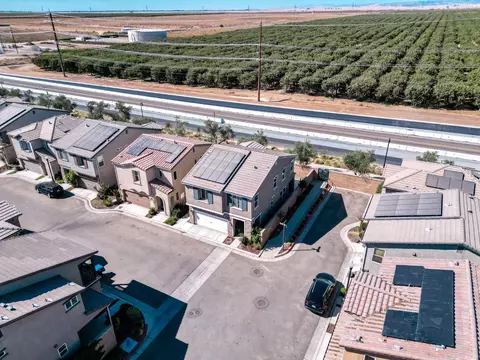 View/Area - 905 Wishon Ave W, Madera, CA 93636 photo 3 of 11