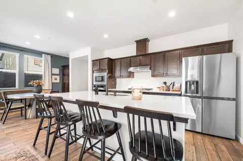 Kitchen - 905 Wishon Ave W, Madera, CA 93636 photo 3 of 4