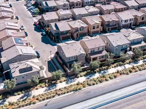 View/Area - 905 Wishon Ave W, Madera, CA 93636 photo 8 of 11