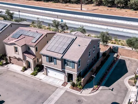 View/Area - 905 Wishon Ave W, Madera, CA 93636 photo 4 of 11