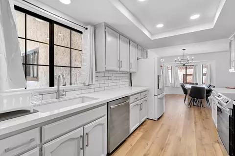 Kitchen - 2325 Lincoln Ave, Clovis, CA 93611 photo 1 of 6