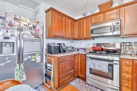 Kitchen - 434 Cornell Ave, Coalinga, CA 93210 photo 9 of 10