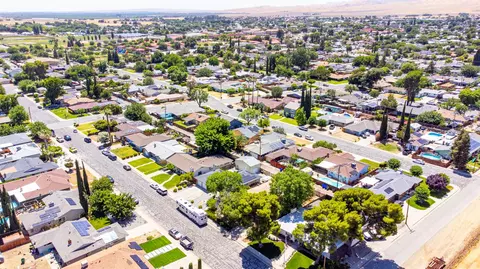 View/Area - 434 Cornell Ave, Coalinga, CA 93210 photo 8 of 10