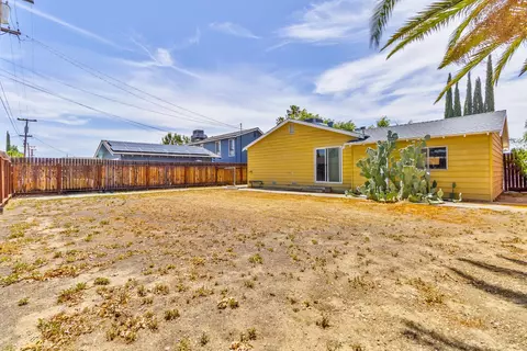 Exterior - 434 Cornell Ave, Coalinga, CA 93210 photo 6 of 6
