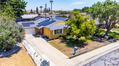 View/Area - 434 Cornell Ave, Coalinga, CA 93210 photo 2 of 10