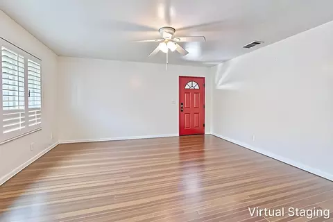 Living - 434 Cornell Ave, Coalinga, CA 93210 photo 3 of 5