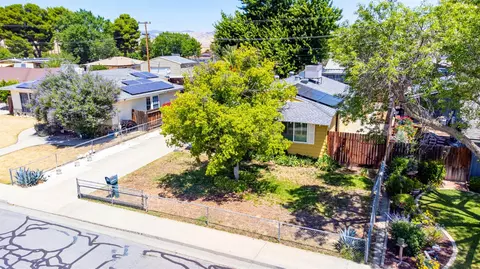 View/Area - 434 Cornell Ave, Coalinga, CA 93210 photo 3 of 10