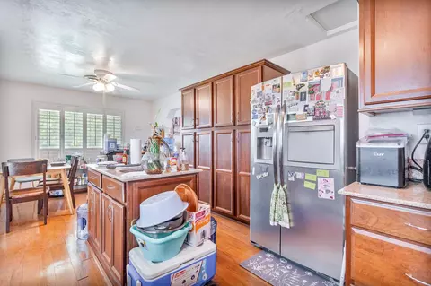 Kitchen - 434 Cornell Ave, Coalinga, CA 93210 photo 10 of 10