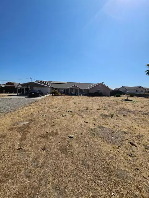 16601 Paula Rd, Madera, CA 93636 photo 2
