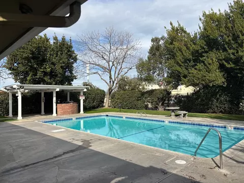 Exterior - 495 W Santa Ana #4, Clovis, CA 93612 photo 1 of 3