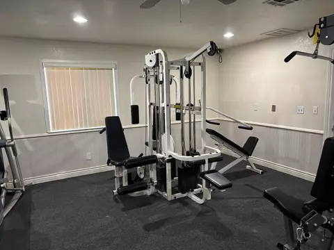 Other - 495 W Santa Ana #4, Clovis, CA 93612 photo 5 of 6