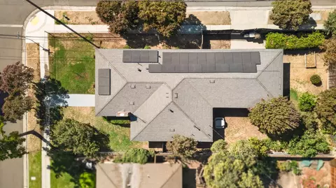 1642 W Robinson Ave, Fresno, CA 93705